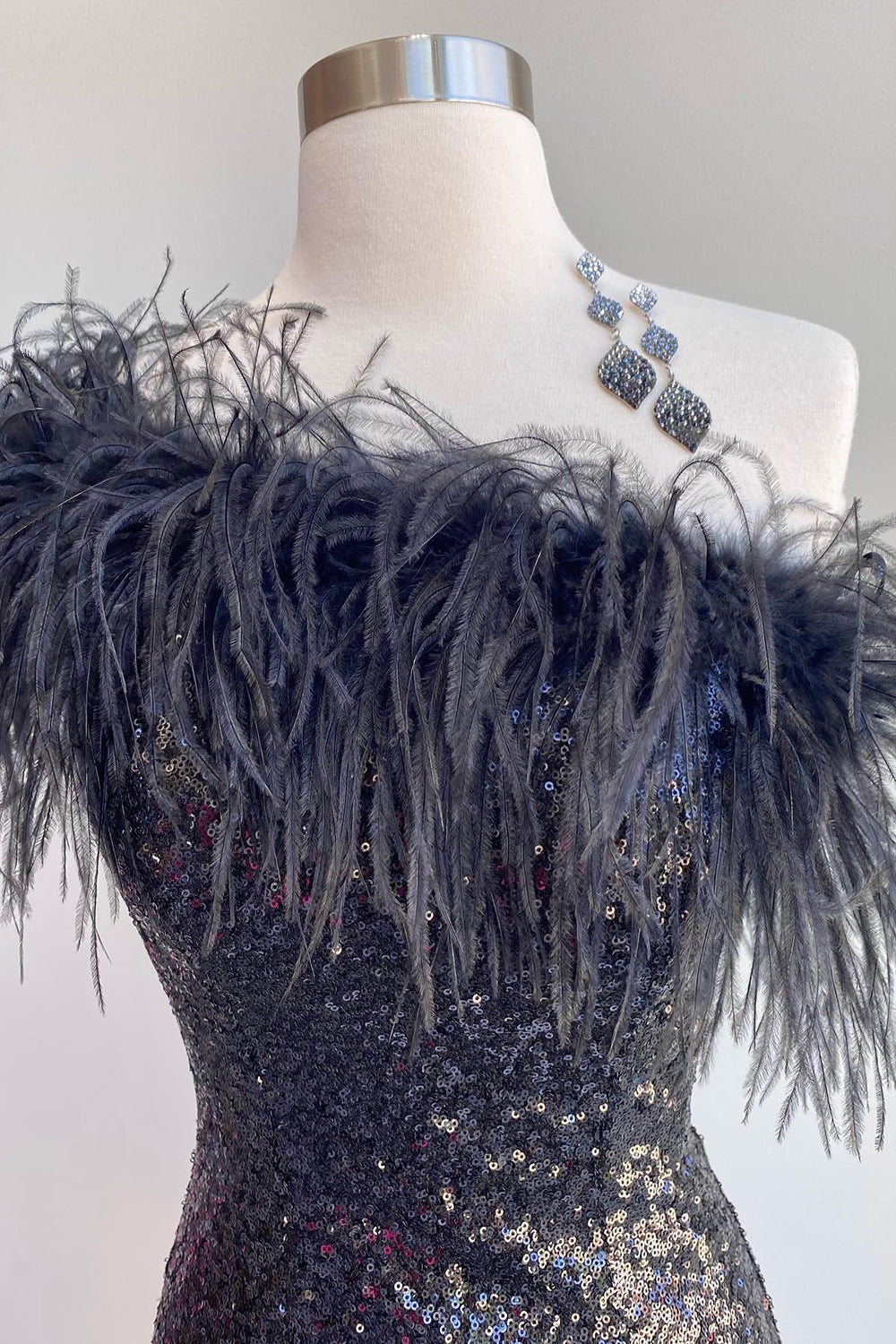 Black Bodycon Sequins Homecoming Dress With Feather - Fashionpara
