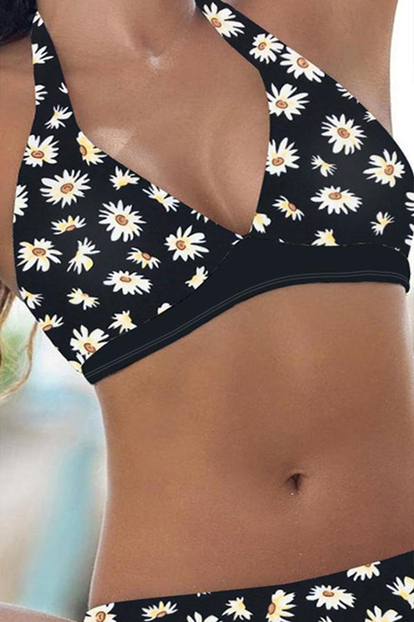 Flower Printed Halter Neck Bikini Swimsuit (2 Colors) - Fashionpara