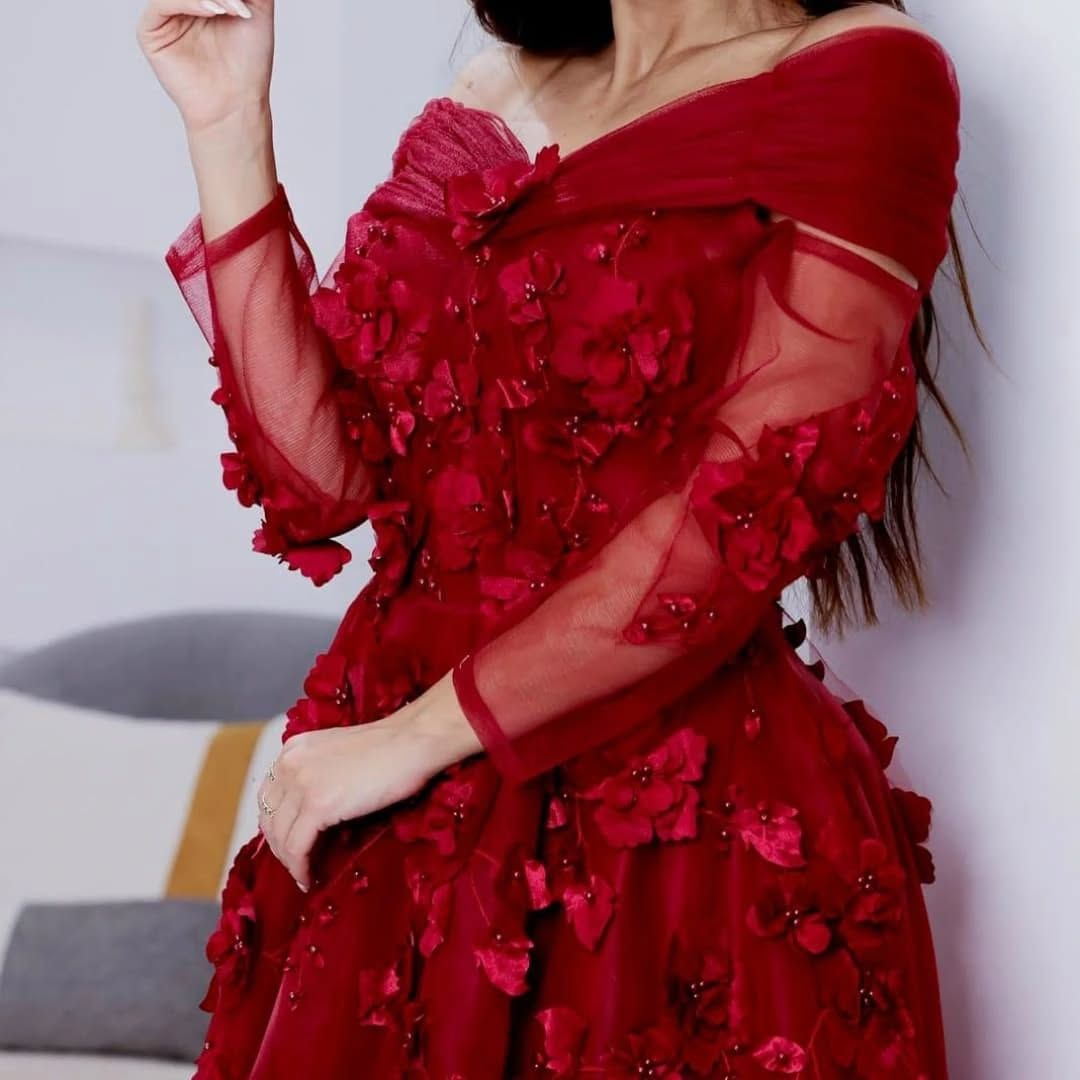 Pretty Off The Shoulder Ball Gown Red Organza Appliques Long Party Dress Birthday Outfits D1298