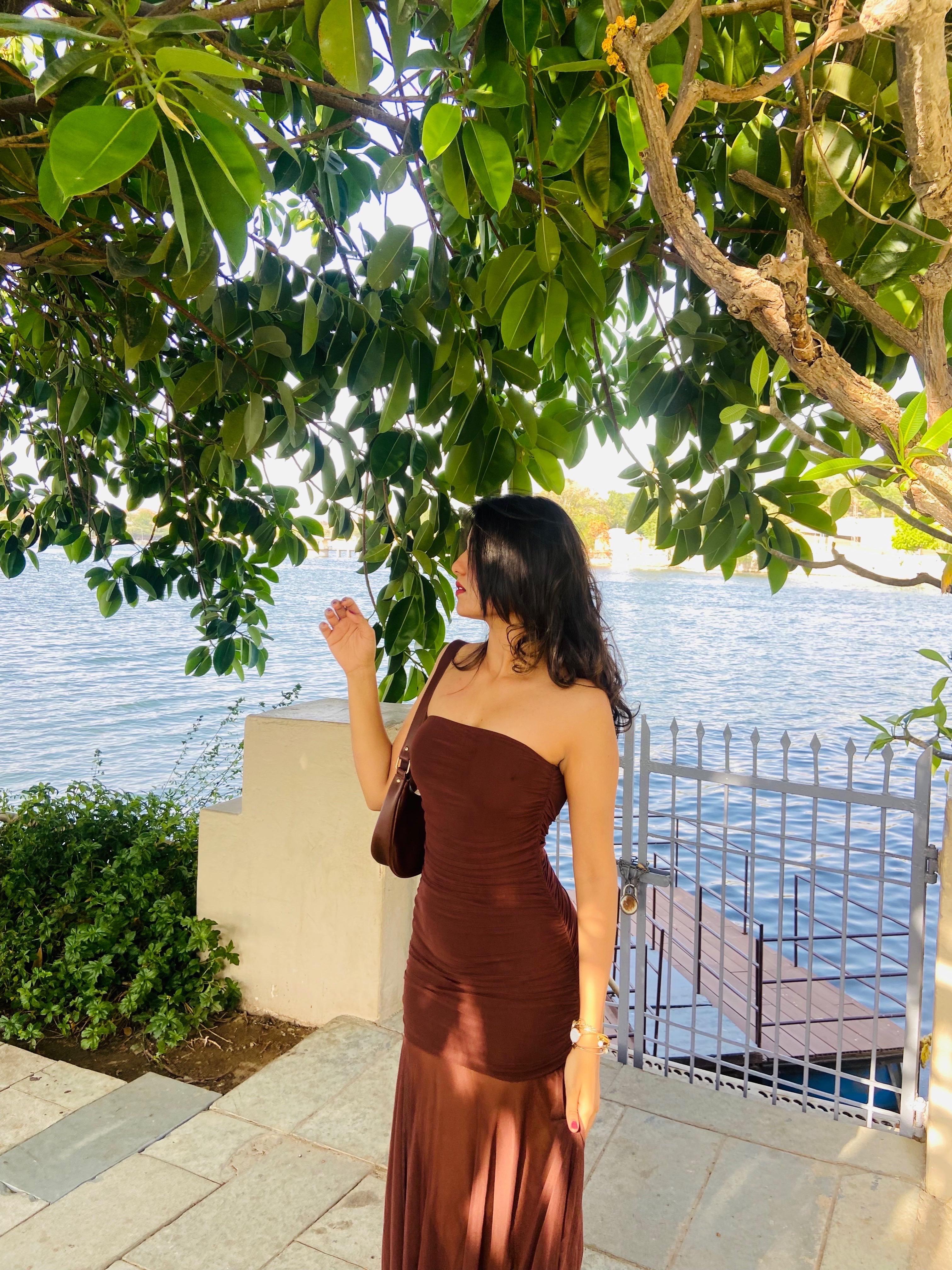 Mansi Vashishta X MIakee - Felipe