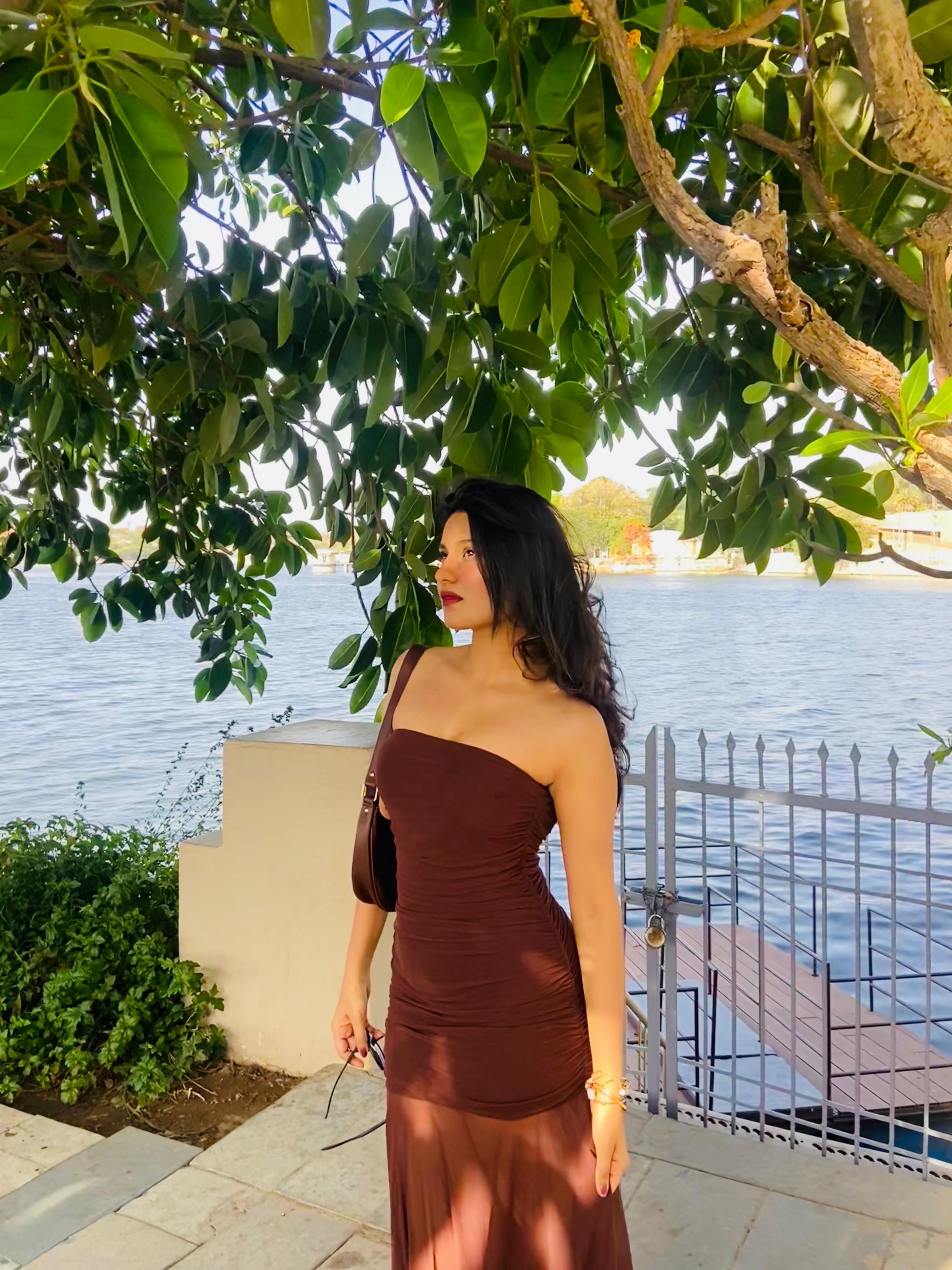 Mansi Vashishta X MIakee - Felipe