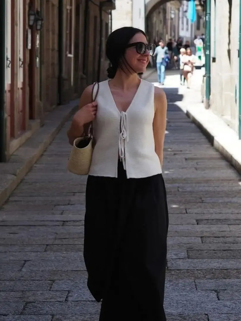 Loose Casual Cozy Comfortable V-Neck White Knitted Lace-up Vest Sweater 4
