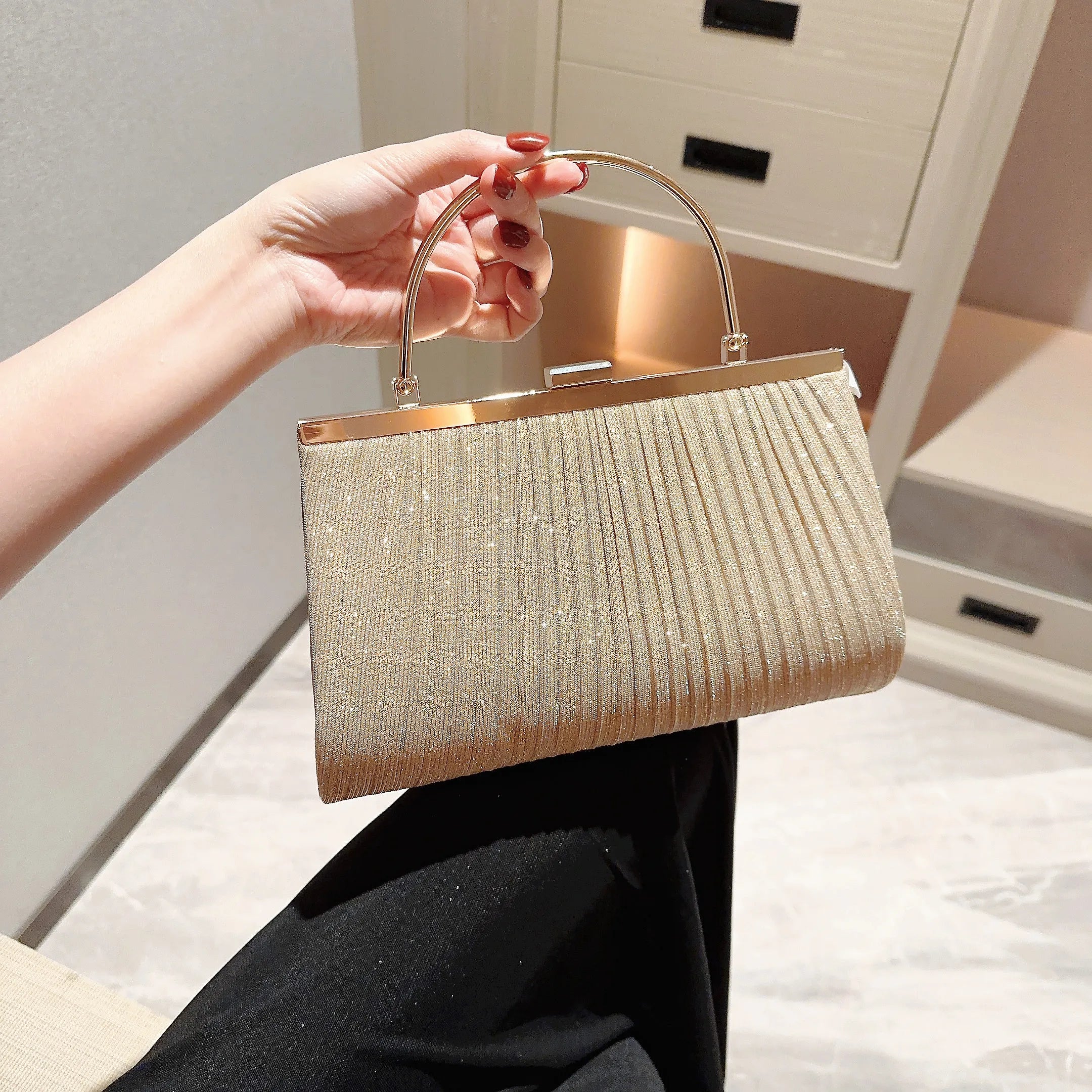 Classic Pleated Sparkling Evening Handbag - Fashionpara