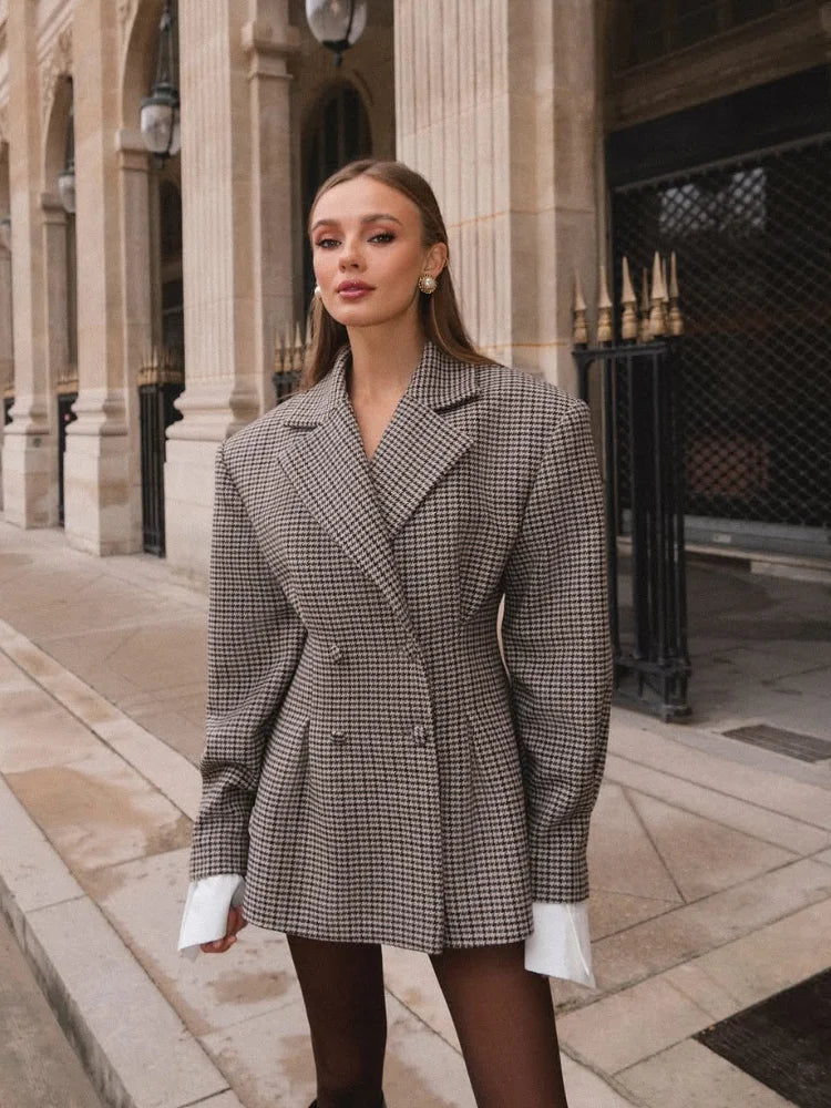 Elegant Plaid Printed Lapel Coat