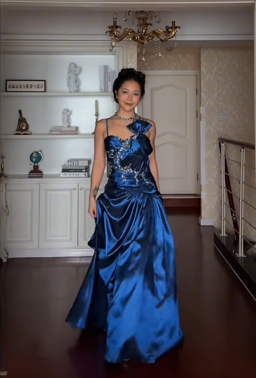 Elegant Spaghetti Straps Navy Blue Satin Pleated Beaded Long Party Dress Prom Gown D1159