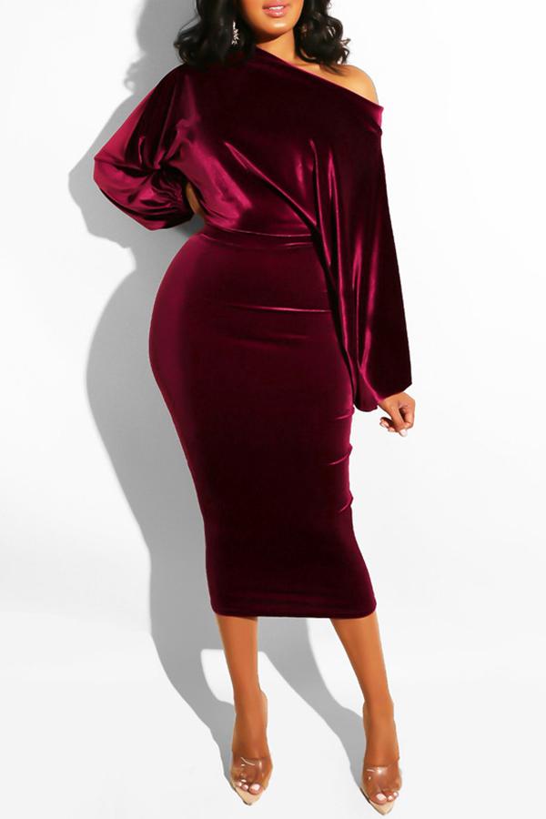 Elegant Slant Collar Long Sleeve Velvet Slim Midi Dress Fashionpara
