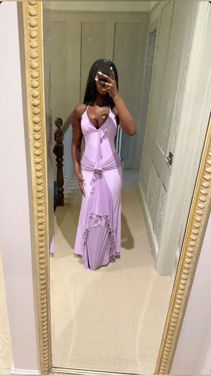 Chic Spaghetti Straps V Neck Chiffon Pleated Ruffle Mermaid Prom Dress Lavender Long Evening Dress D969