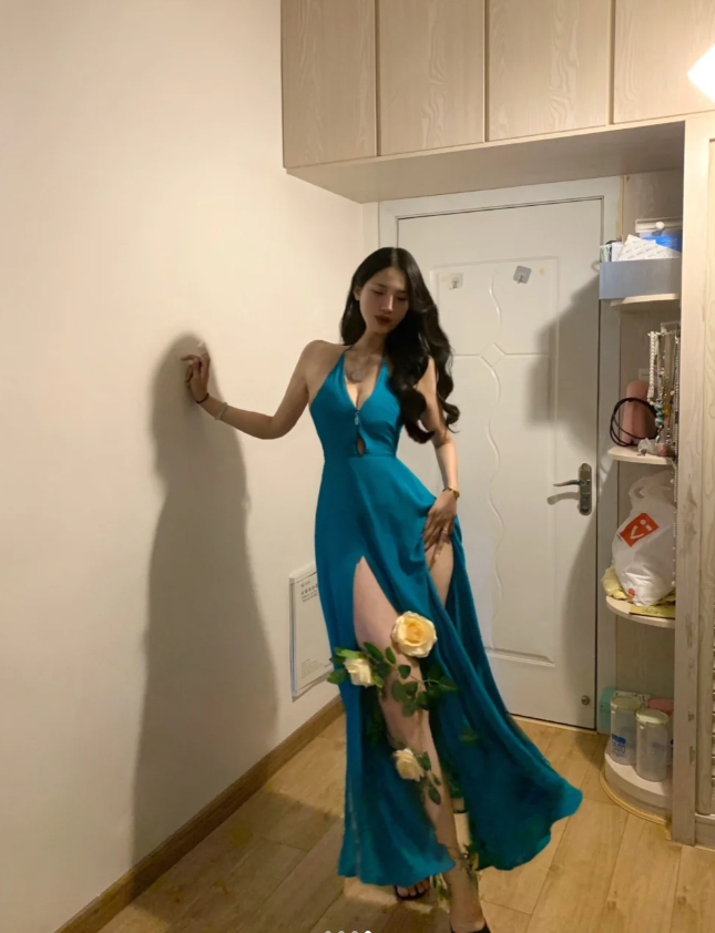 Chic Blue Halter V Neck Satin Slit Mermaid Evening Dress Long Party Gown D849