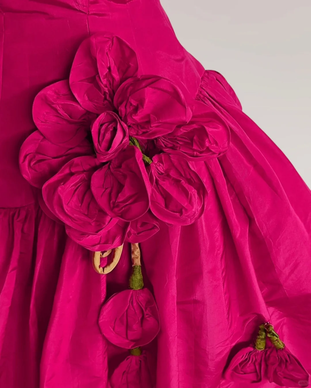 Vintage Hot Pink Satin A Line Graduation Homecoming Dress V Neck Short Party Dress With Flowers S581