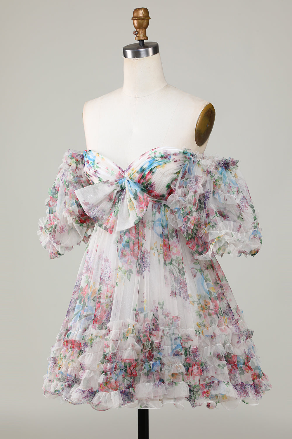 Charming A-Line Puff Sleeves Short Tulle Homecoming Dress
