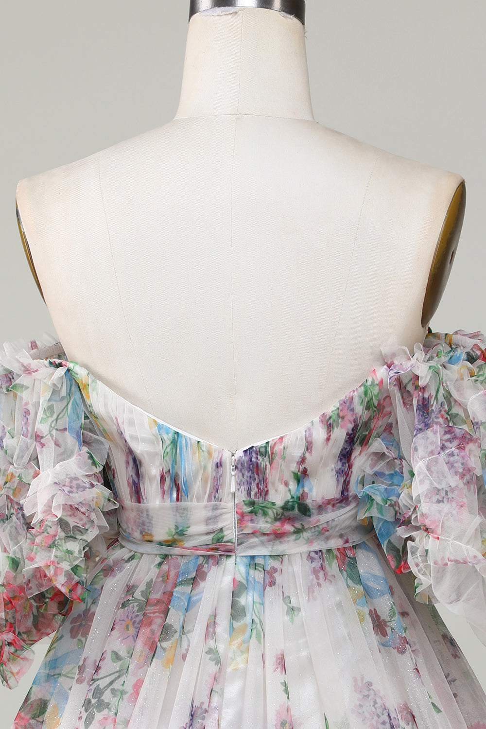 Charming A-Line Puff Sleeves Short Tulle Homecoming Dress
