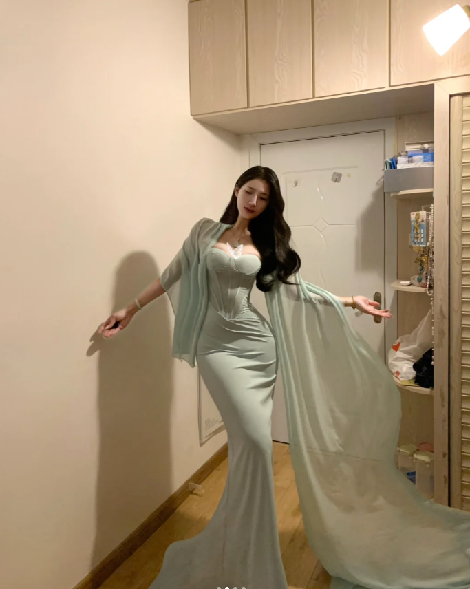 Classy Strapless Light Green Satin Mermaid Party Dress Long Evening Gown D839