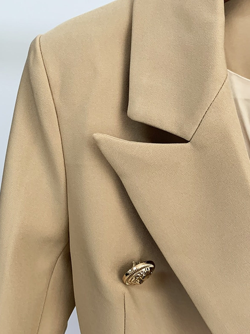PENELOPE Double-Breasted Blazer in Beige 8