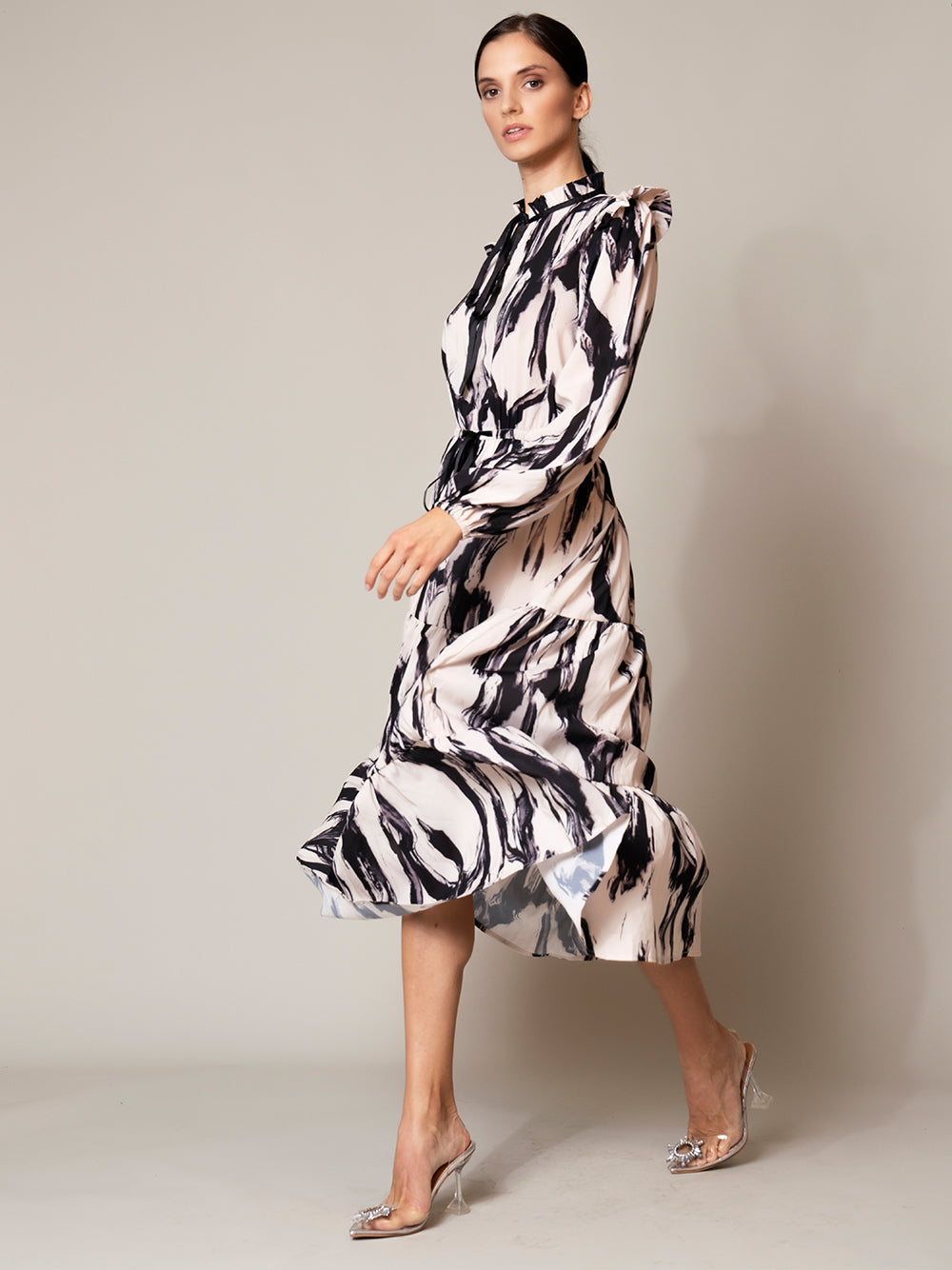 Printed Ruffle Neck Long-Sleeve Tiered Midi Dress 3