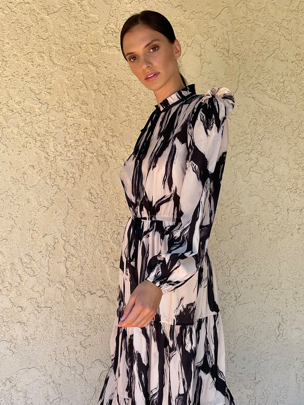 Printed Ruffle Neck Long-Sleeve Tiered Midi Dress 6