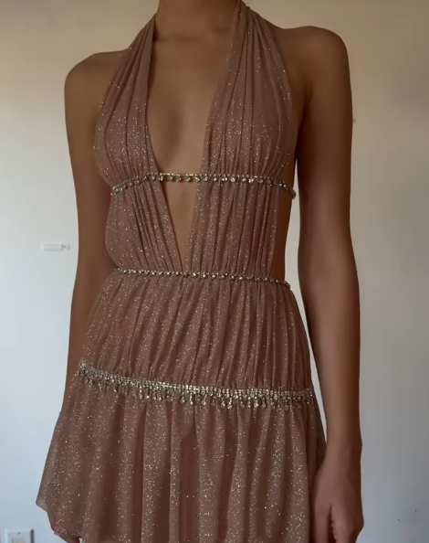 Shiny Halter Deep V Tulle Beaded Short 7th Grade Homecoming Dress Sexy Cocktail Dress D617