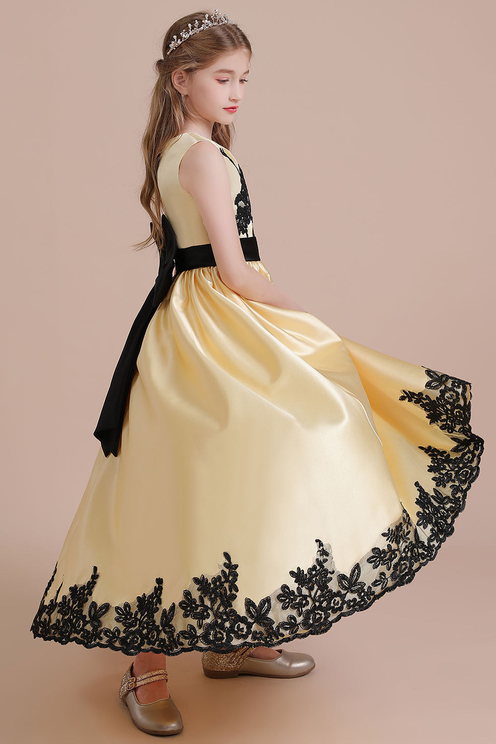 A-Line Chic Bow Appliques Satin Flower Girl Dress - Fashionpara