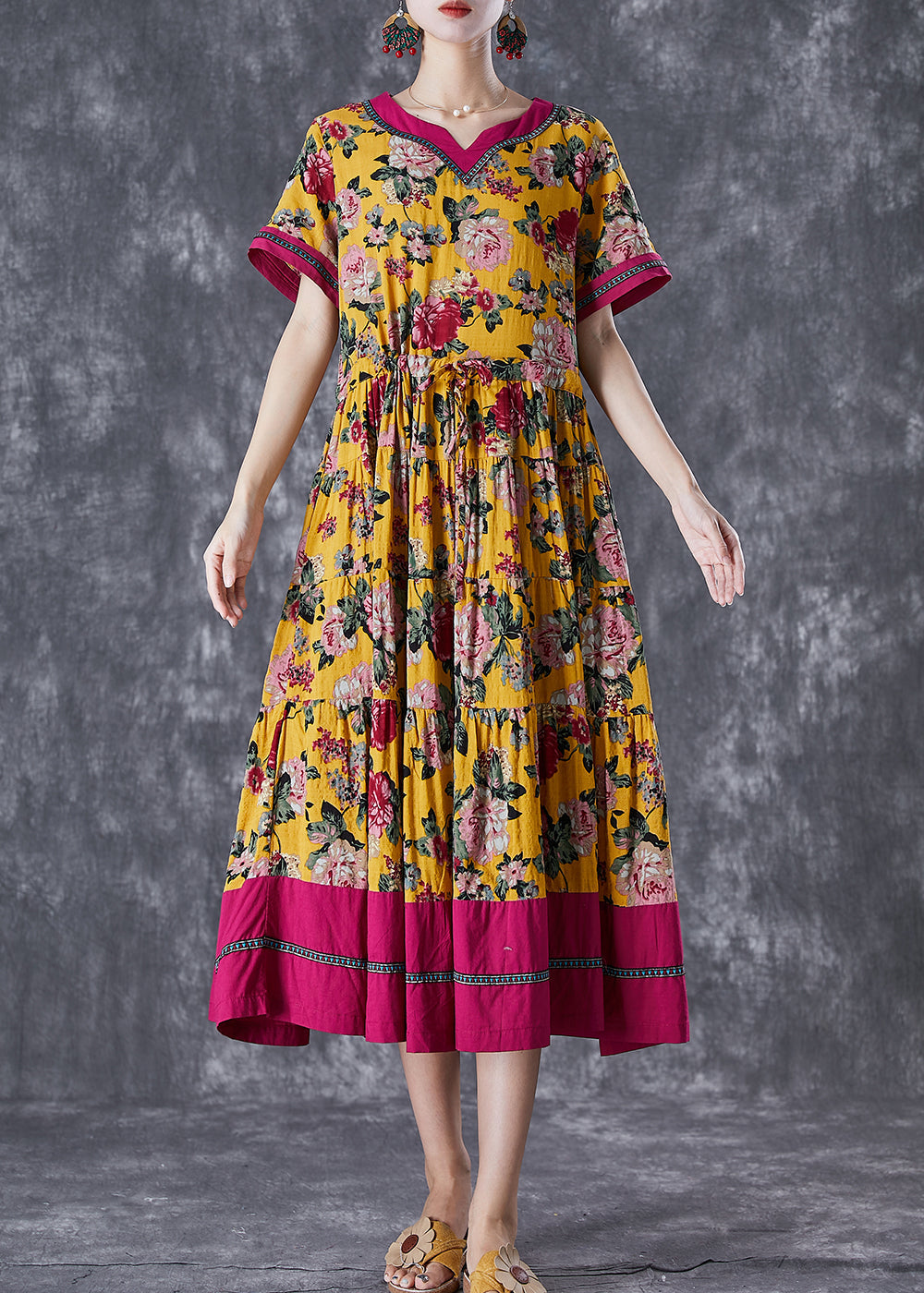 Floral Print V-Neck Contrast Trim Short Sleeve Midi Dress