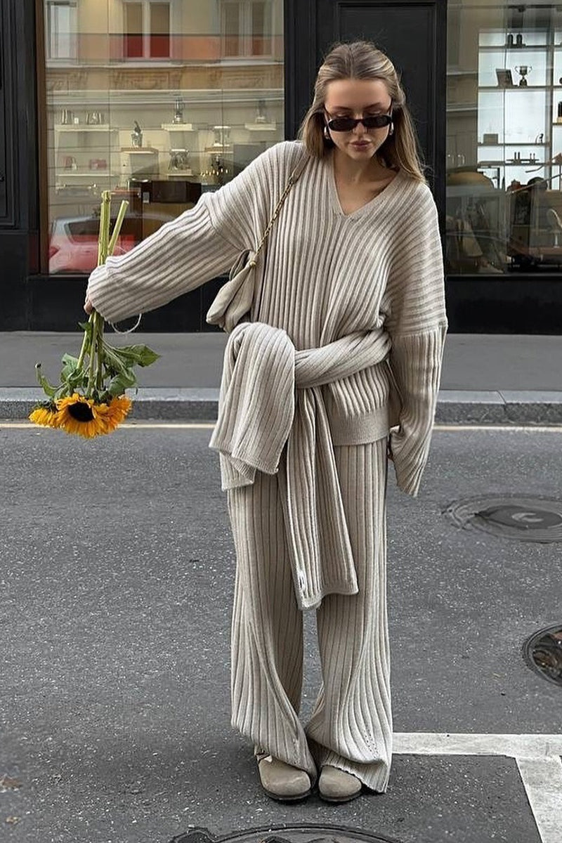 Relaxed Fit V Neck Ribbed Sweater and Pants Set