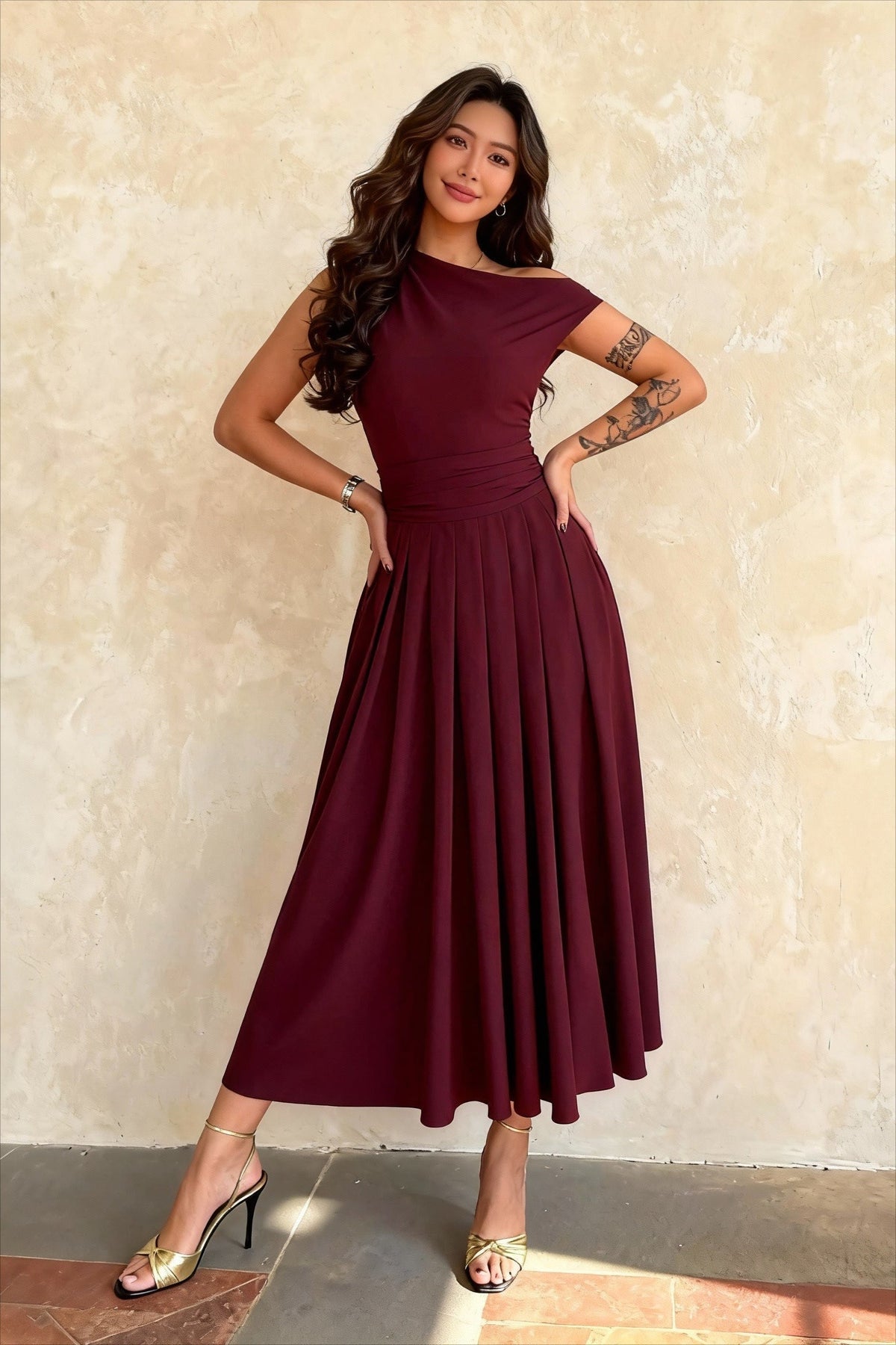 Light And Two-Tone Pleated Maxi Dress