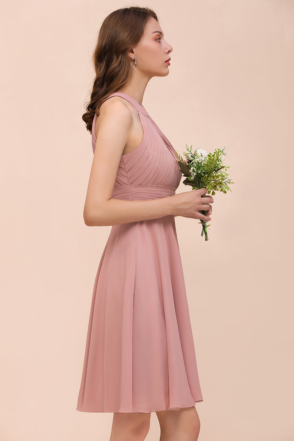 Affordable Dusty Pink Round Neck Ruffle Short Bridesmaid dresses - Fashionpara