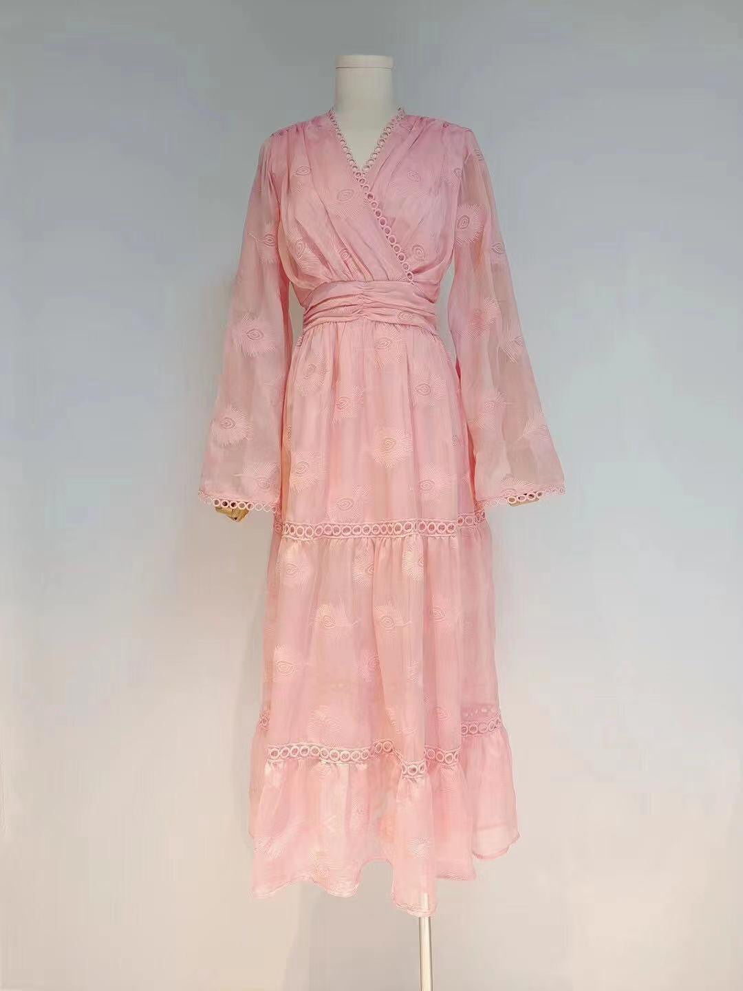 KittenAlarm - Aldreda Solid Maxi Lace Dress