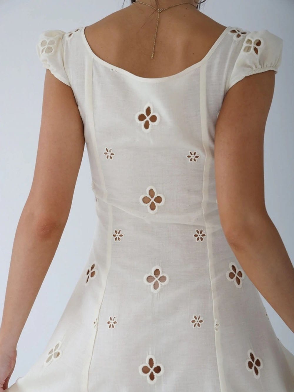 Hollow Out Mini - Fashionpara