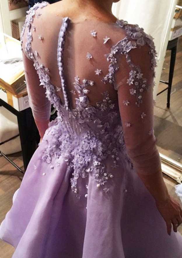 Appliqued Elegant A-line/Princess Bateau Knee Length Organza Cocktail Dress - Fashionpara