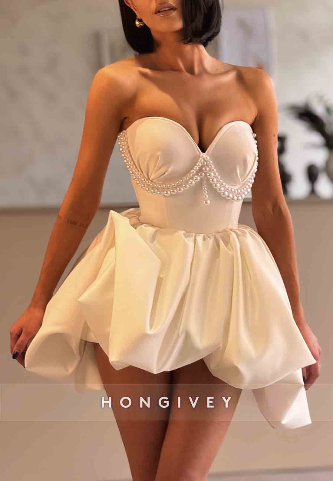 Sweetheart Strapless Pleated Sleeveless Pearls Party Mini Homecoming Dresses