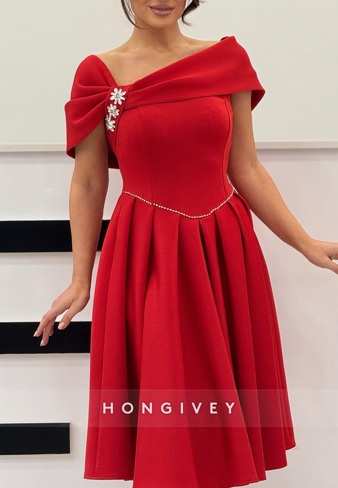 Asymmetrical Neck Red Princess Knee-Length Satin Pleated Flowers Cocktail Dresses