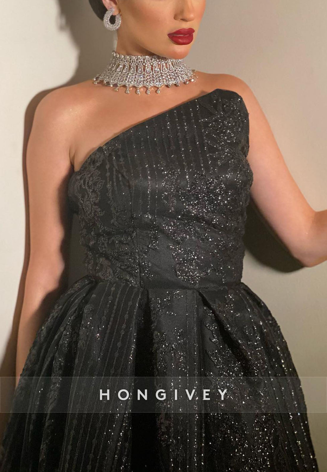 Ladder Back Floor-Length A-line Evening Gown Glitter Off the Shoulder Formal Dresses