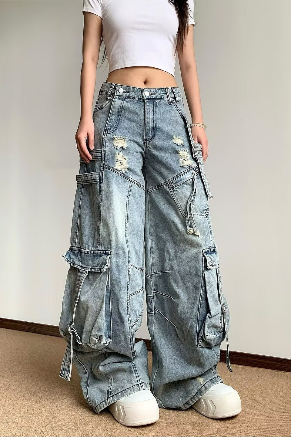 Design Detail Wide Leg Jeans