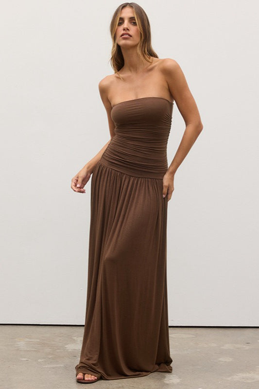 Strapless Ruched Flowy Maxi Formal Dress - View 7
