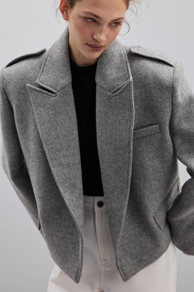 Notch-Lapel Wool Blend Coat with Epaulets for Stylish Comfort