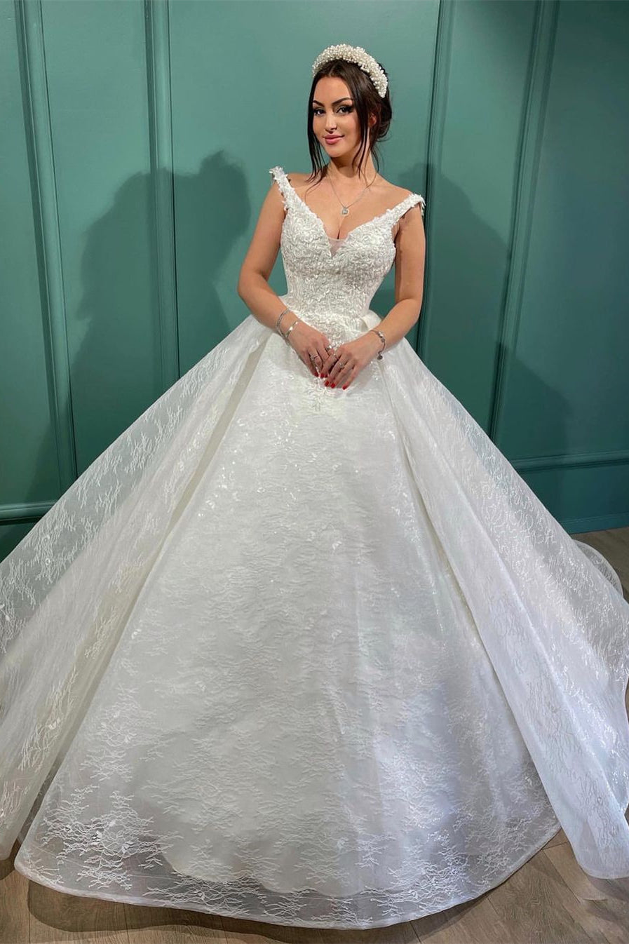 Beautiful Ivory A-line V-neck Lace Sleeveless Wedding Dress - Fashionpara