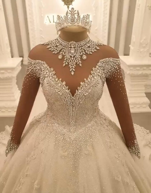 Beautiful Princess A-line Wedding Dress with Jewels and Lace, Featuring Long Sleeves - Fashionpara