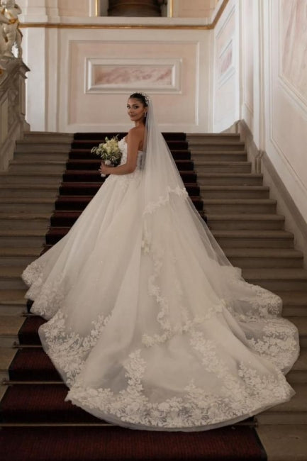 Enchanting Princess Long A-line White Strapless Wedding Gown Embellished with Lace - Fashionpara