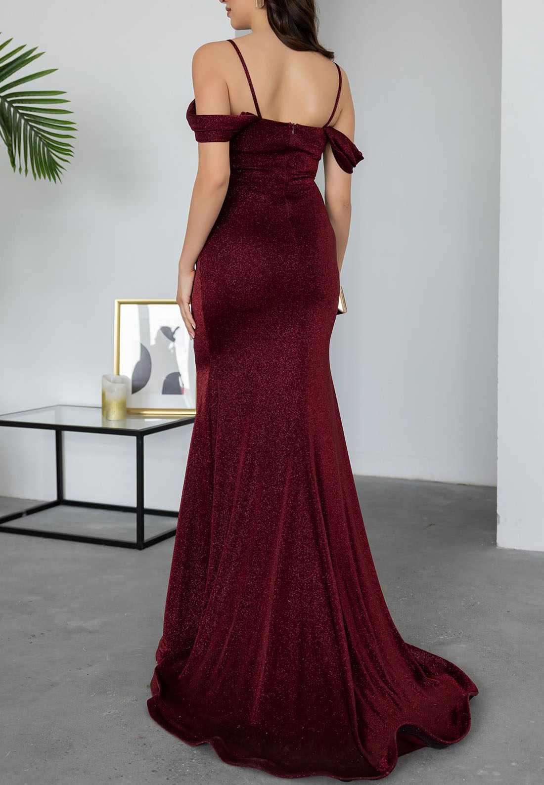 Trumpet Sweep Train Formal Dresses Glitter Spaghetti Straps Pleated Evening Gown