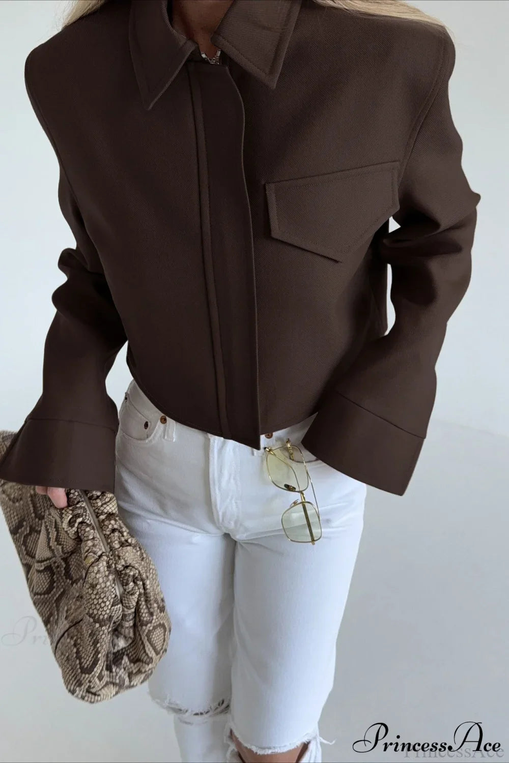 Chic Brown Zip Short Jacket for Effortless Style and Comfort