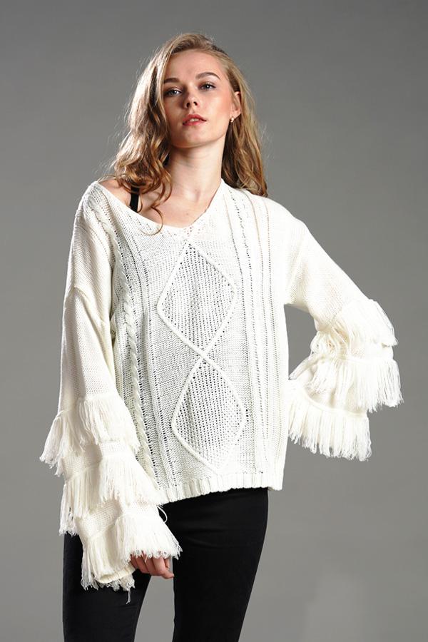 RadyRin Fluffy Cable Knit Sweater with Stylish Tassels