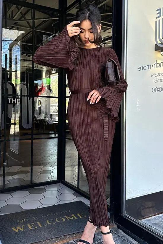 Celebrity Style Crew Neck Bell Sleeve Shift Pleated Maxi Dress - Brown  Fashionpara