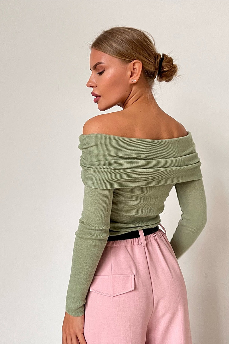 Slim Fit Off-Shoulder Knit Top 3