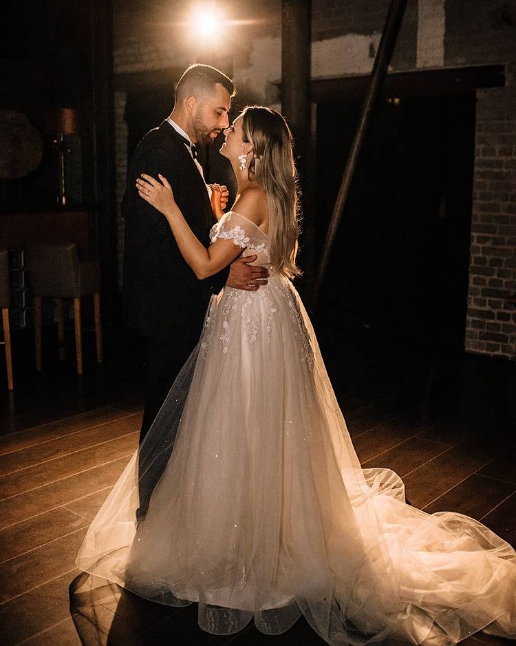 Champagne Off-the-Shoulder Beach Wedding Dress Tulle With Appliques - Fashionpara