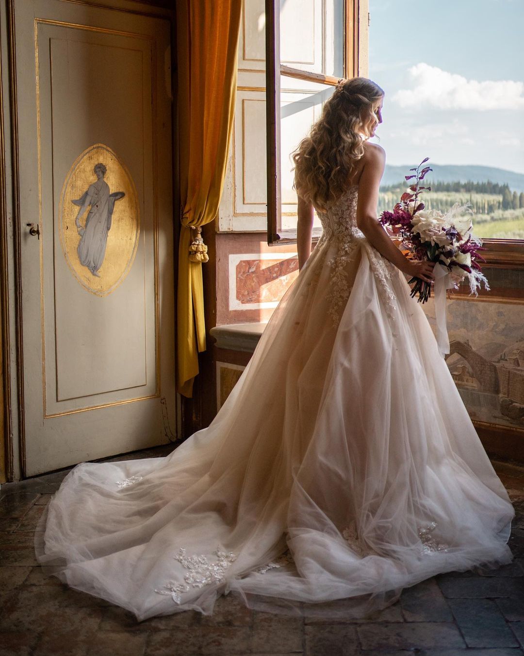 Champagne Sweetheart Wedding Dress Tulle With Lace Appliques - Fashionpara