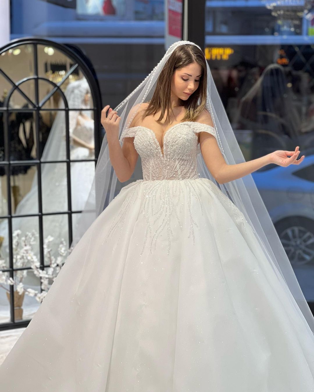 Charming Floor-Length Sweetheart Off-The-Shoulder A-Line Lace Wedding Dress with Sequins - Fashionpara