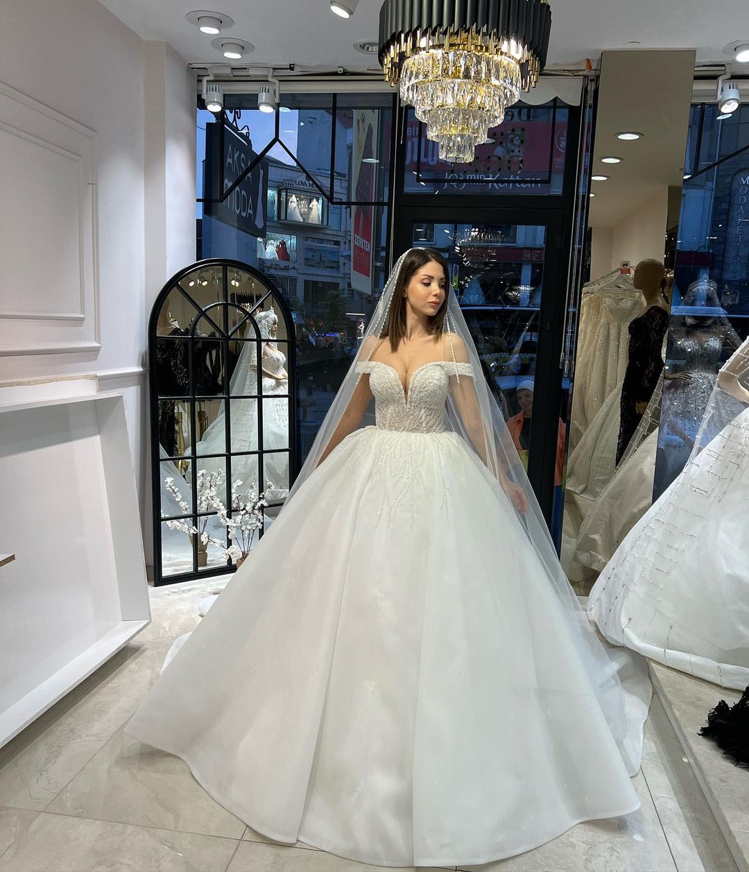 Charming Floor-Length Sweetheart Off-The-Shoulder A-Line Lace Wedding Dress with Sequins - Fashionpara