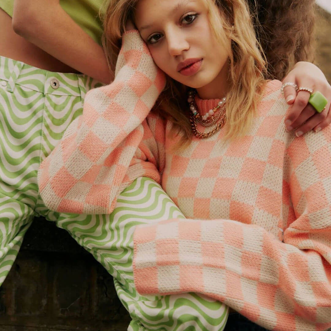 Checkered Pattern Long Sleeve Pullover Cropped Sweater - Pink 3