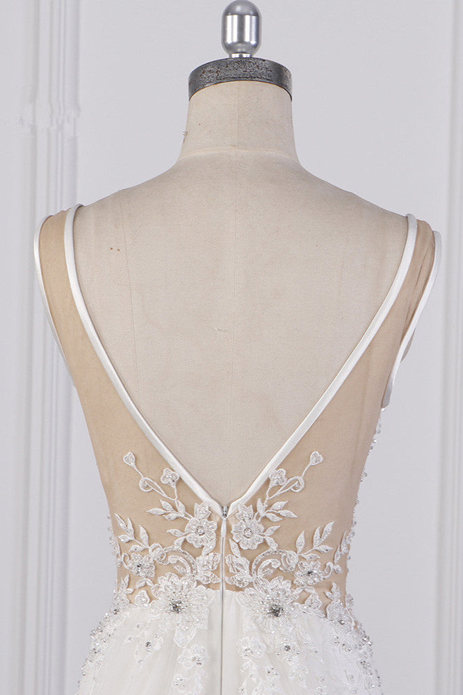 Chic Sheath White Satin V-neck Wedding Dress Tulle Lace Appliques Bridal Gowns - Fashionpara
