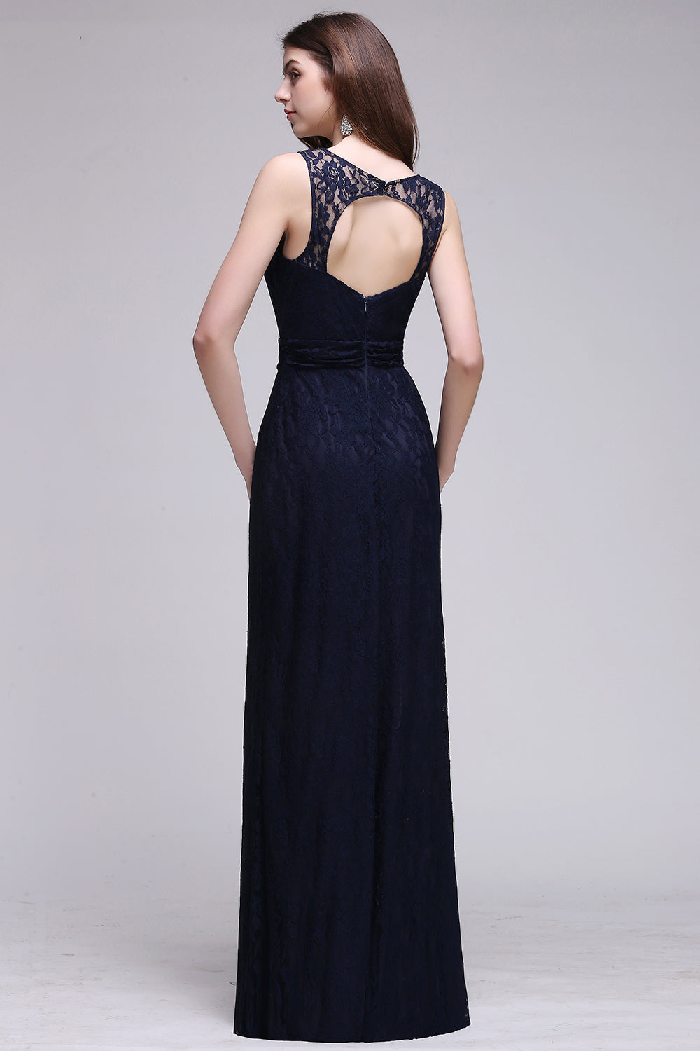 Chic Sleeveless Scoop Lace Bridesmaid Dresses with Keyhole Back - Fashionpara
