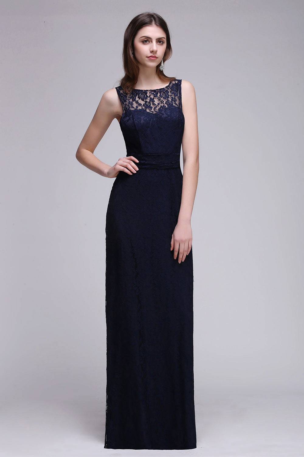 Chic Sleeveless Scoop Lace Bridesmaid Dresses with Keyhole Back - Fashionpara